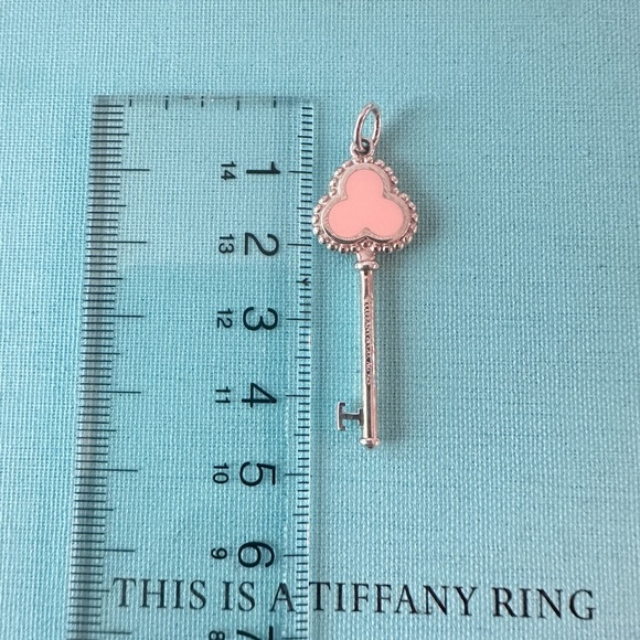 Authentic Tiffany & Co pink enamel Trefoil key silver - Picture 6 of 6